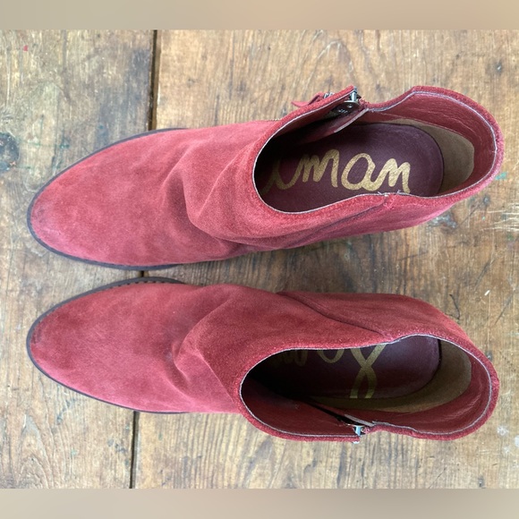 Sam Edelman Booties, size 7.5. Red/rust suede. - Picture 2 of 7